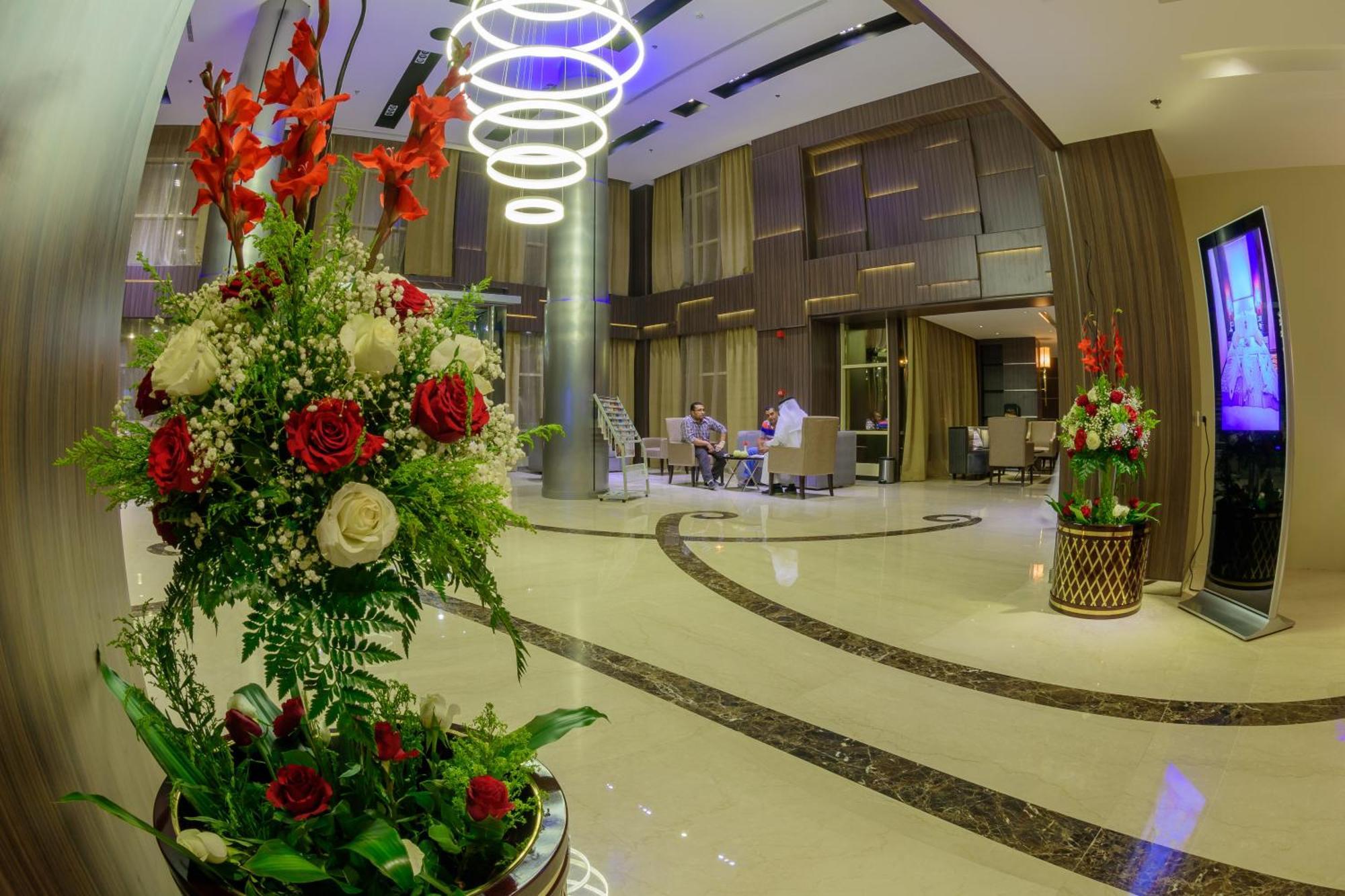 National Park Hotel Балюраши Экстерьер фото